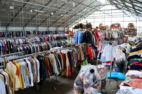 Lotto abbigliamento donna